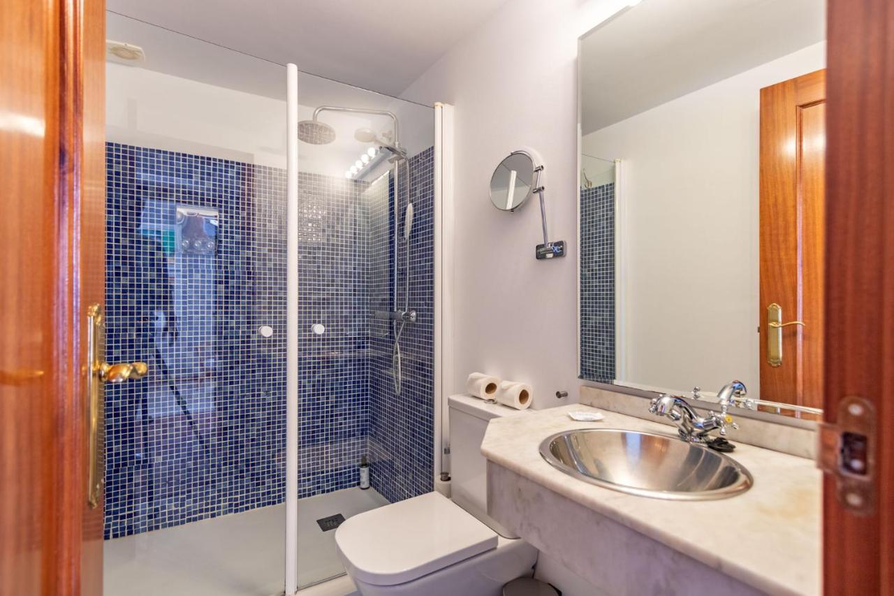 Apartament Abades Giralda Deluxe By Valcambre Sewilla Zewnętrze zdjęcie
